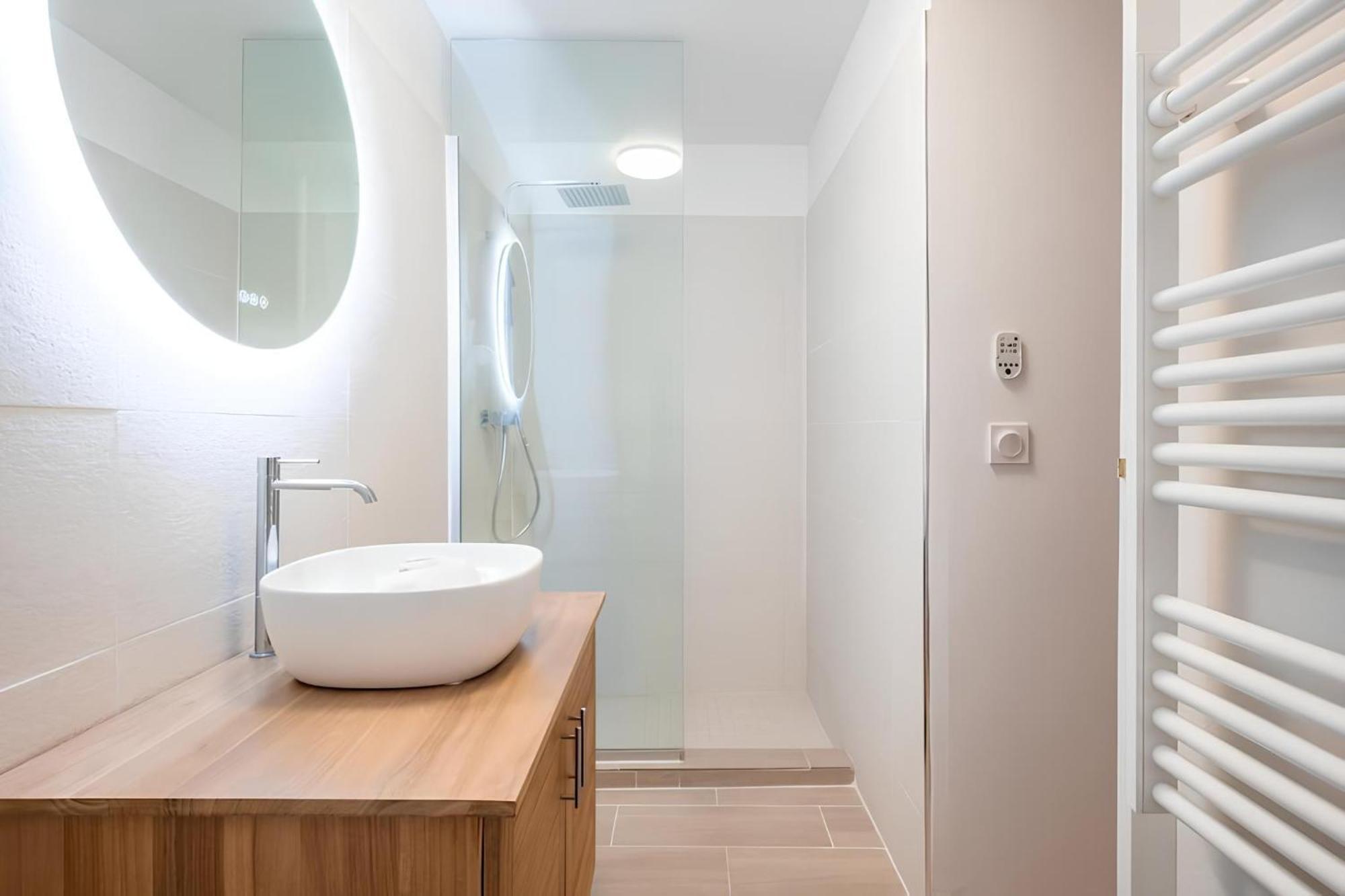 Cozy Appartement Plein Centre, Proche Gare/Plage Menton Bagian luar foto